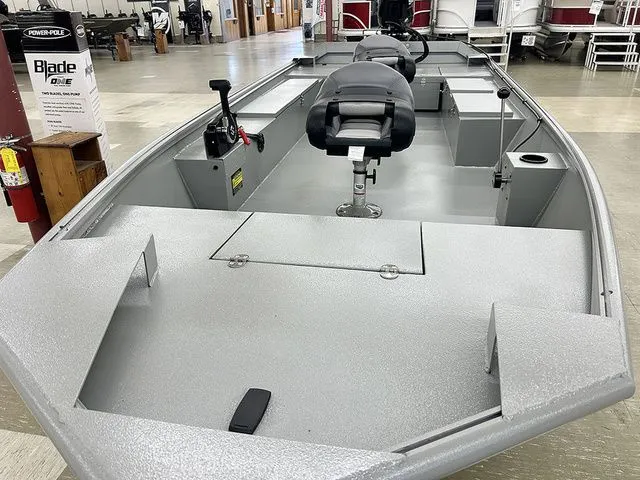 Slide: The Image of Xtreme Boats Brute 1754 SS Tunnel 2026 - 2