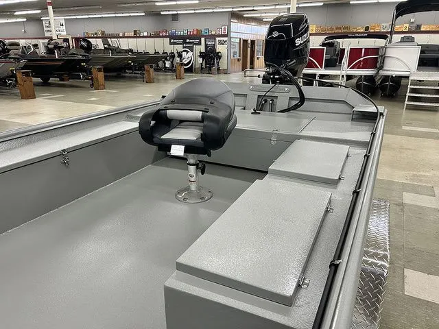 Slide: The Image of Xtreme Boats Brute 1754 SS Tunnel 2026 - 5