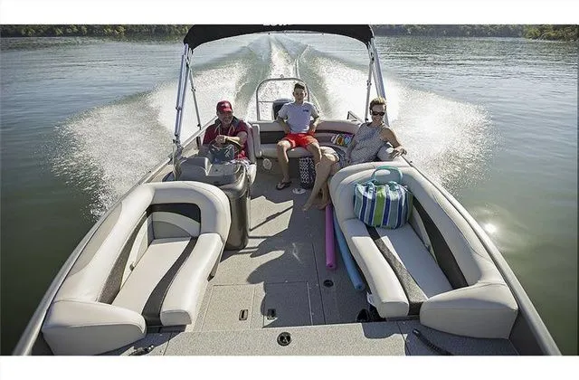 Slide: The Image of Lowe Sport Deck 224 2024 - 10