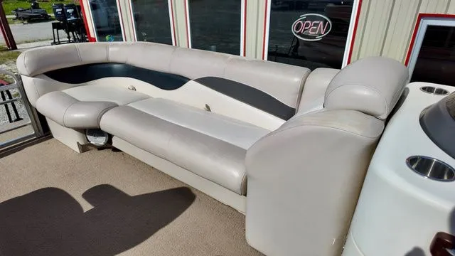 Slide: The Image of Aqua 23Ft Cruise Pontoon Powered By A 115HP Yamaha Four 2011 - 11