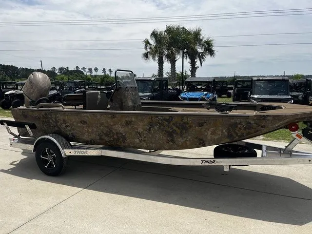 Slide: The Image of Thor LAKE HAMMER 1900CC - KRYPTEK FLYWAYS TWO-TONE 2026 - 3