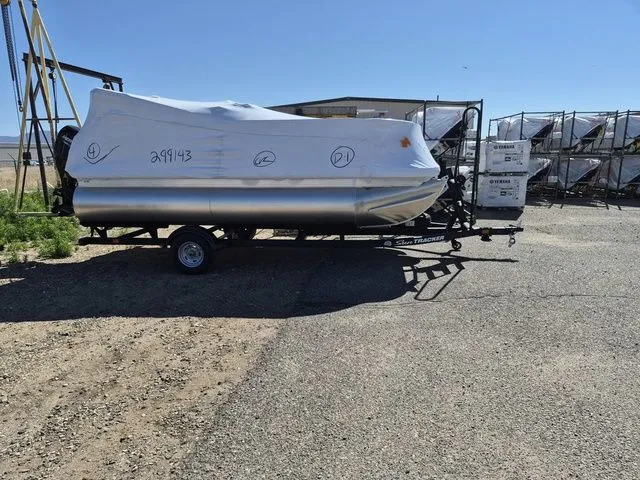 The Image of Sun Tracker Bass Buggy 16 XL Select 2026 - 1