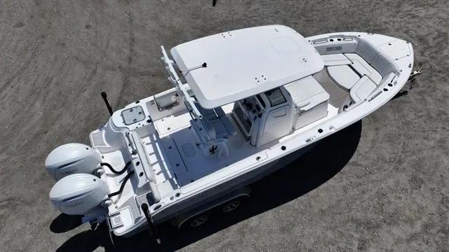 Slide: The Image of Sea Fox 268 Commander 2025 - 5