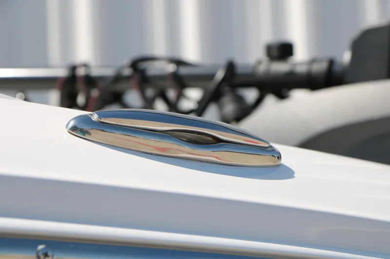 Slide: The Image of Chrome cleat on 2025 Chaparral 21 SSi Ski & Fish boat deck. - 19