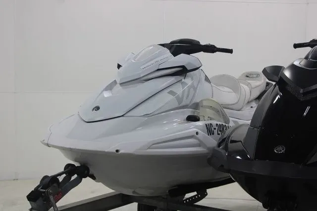 Slide: The Image of Yamaha VX Cruiser HO 2023 - 3