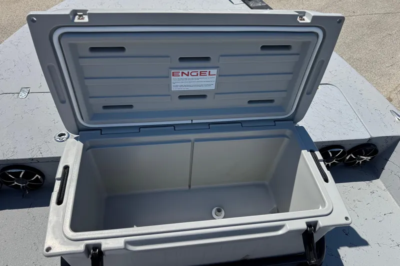 Slide: The Image of Open Engel cooler on 2016 El Pescador 24 CAT boat deck. - 31