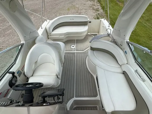 Slide: The Image of Sea Ray Sundancer 260 2008 - 7
