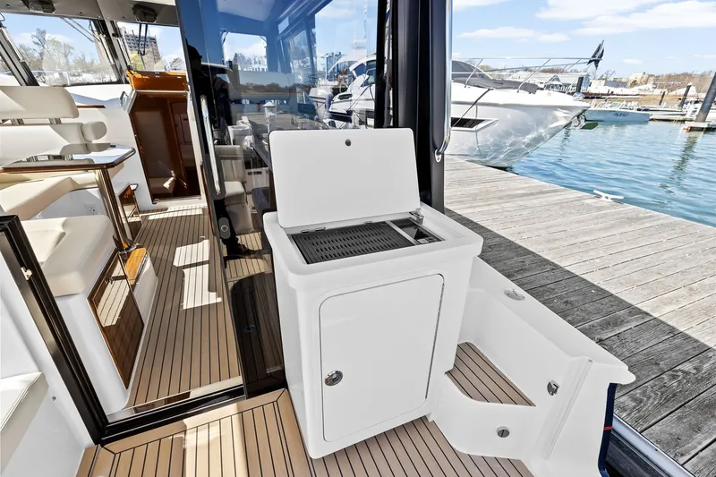 Slide: The Image of Interior of a 2025 MJM 42 yacht with modern design. - 13