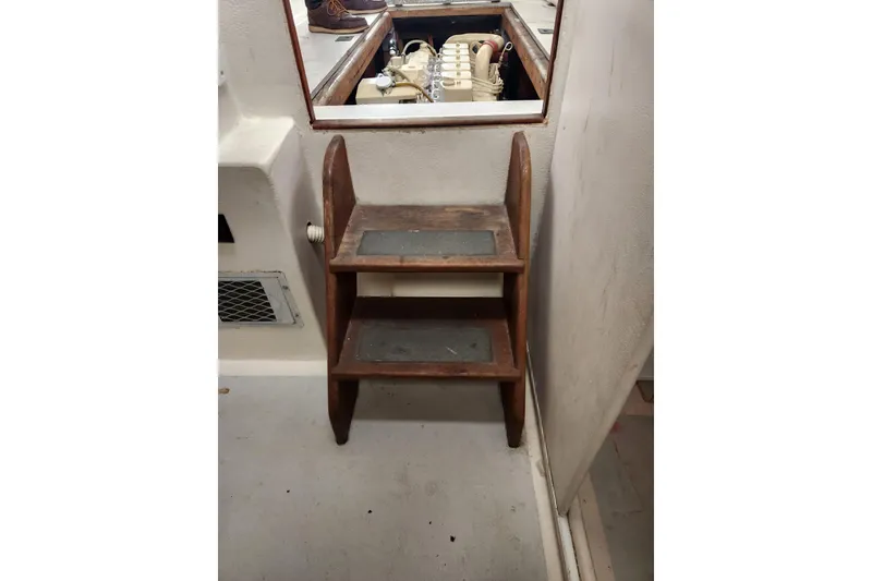 Slide: The Image of Wooden steps leading to engine compartment on 1988 Duffy 31 Lobster Boat. - 14