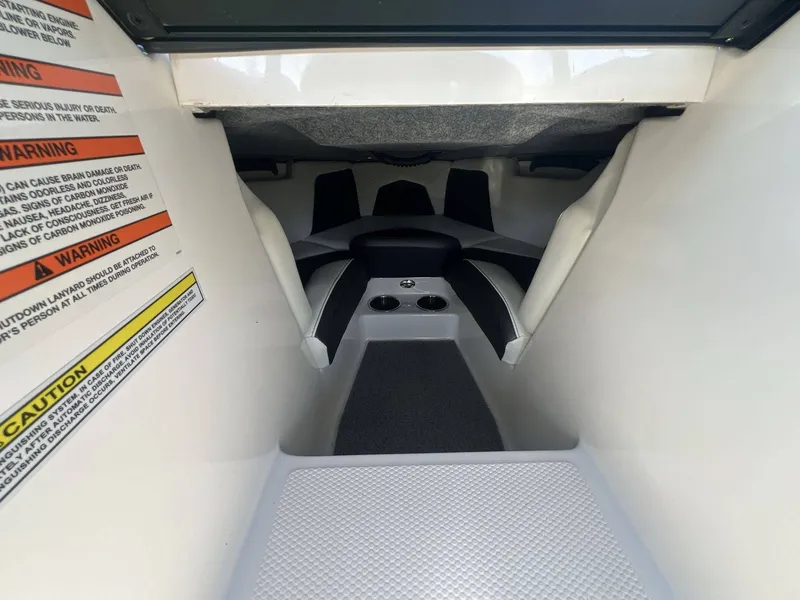 Slide: The Image of MasterCraft ProStar 2023 - 19