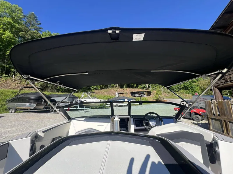 Slide: The Image of MasterCraft ProStar 2023 - 3