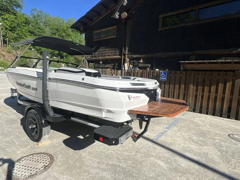 Slide: The Image of MasterCraft ProStar 2023 - 5