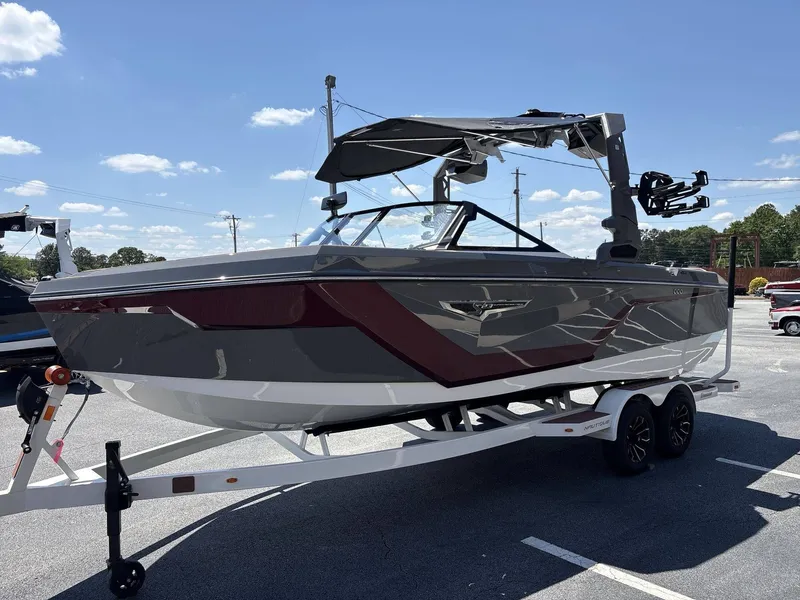 Slide: The Image of Nautique Super Air Nautique S23 2026 - 3
