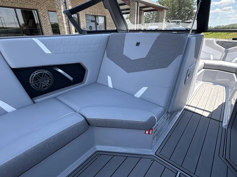 Slide: The Image of Nautique Super Air Nautique GS20 2026 - 24