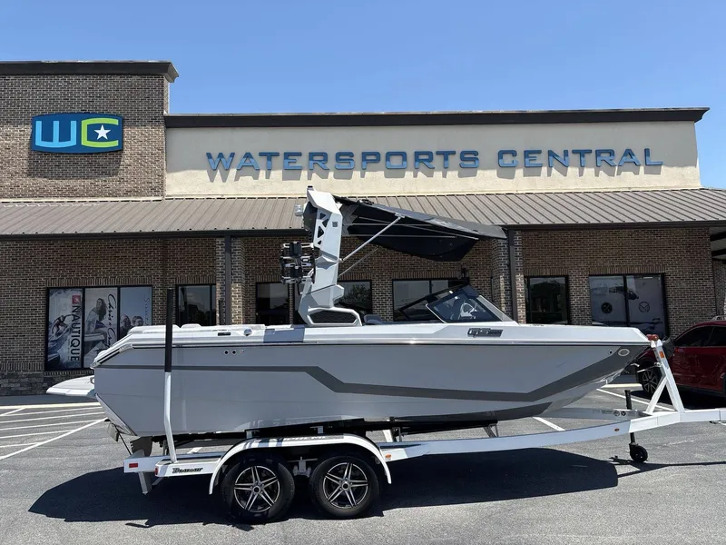 Slide: The Image of Nautique Super Air Nautique GS20 2026 - 7