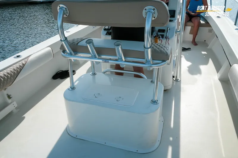 Slide: The Image of 2015 Parker 2801 Center Console boat interior with seating and console details. - 31