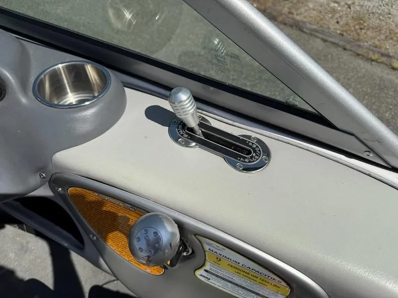 Slide: The Image of Interior view of a 2008 Nautique Ski Nautique 206 boat with gear lever. - 20