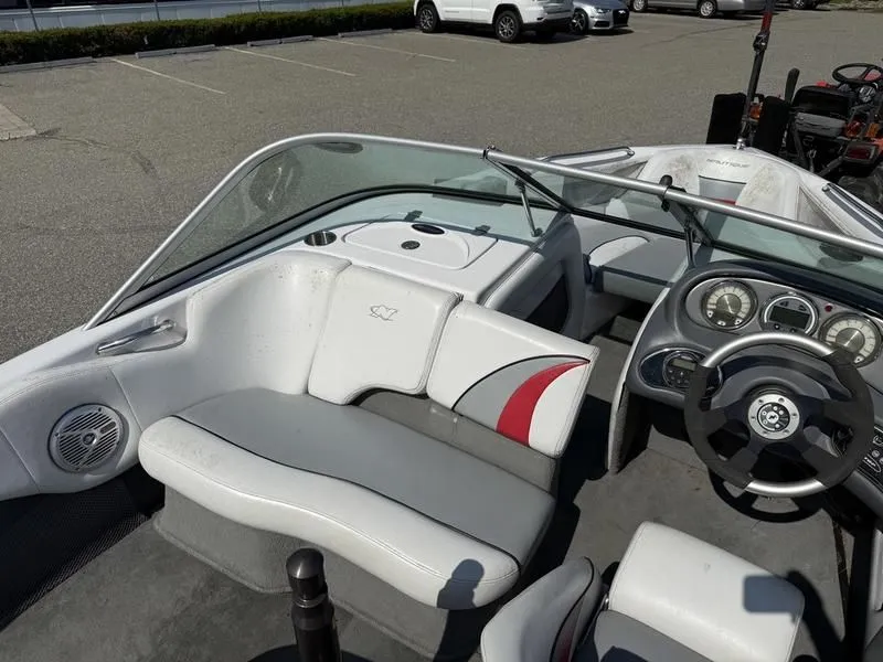Slide: The Image of Interior of a 2008 Nautique Ski Nautique 206 boat. - 21