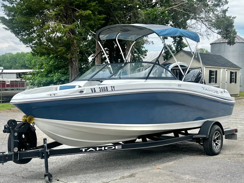 The Image of Tahoe 200 S Bowrider 2022 - 1