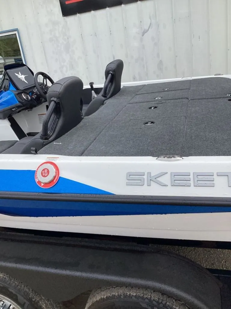 Slide: The Image of Skeeter ZXR21 SE 2026 - 9