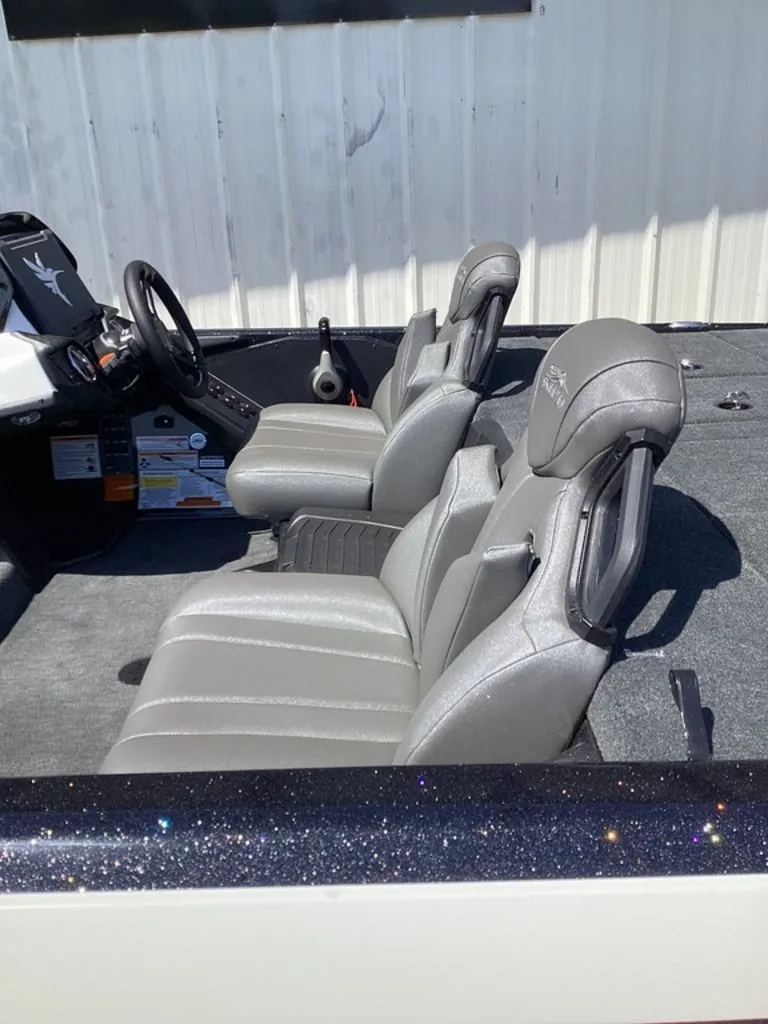 Slide: The Image of Skeeter ZXR21 SE 2026 - 10