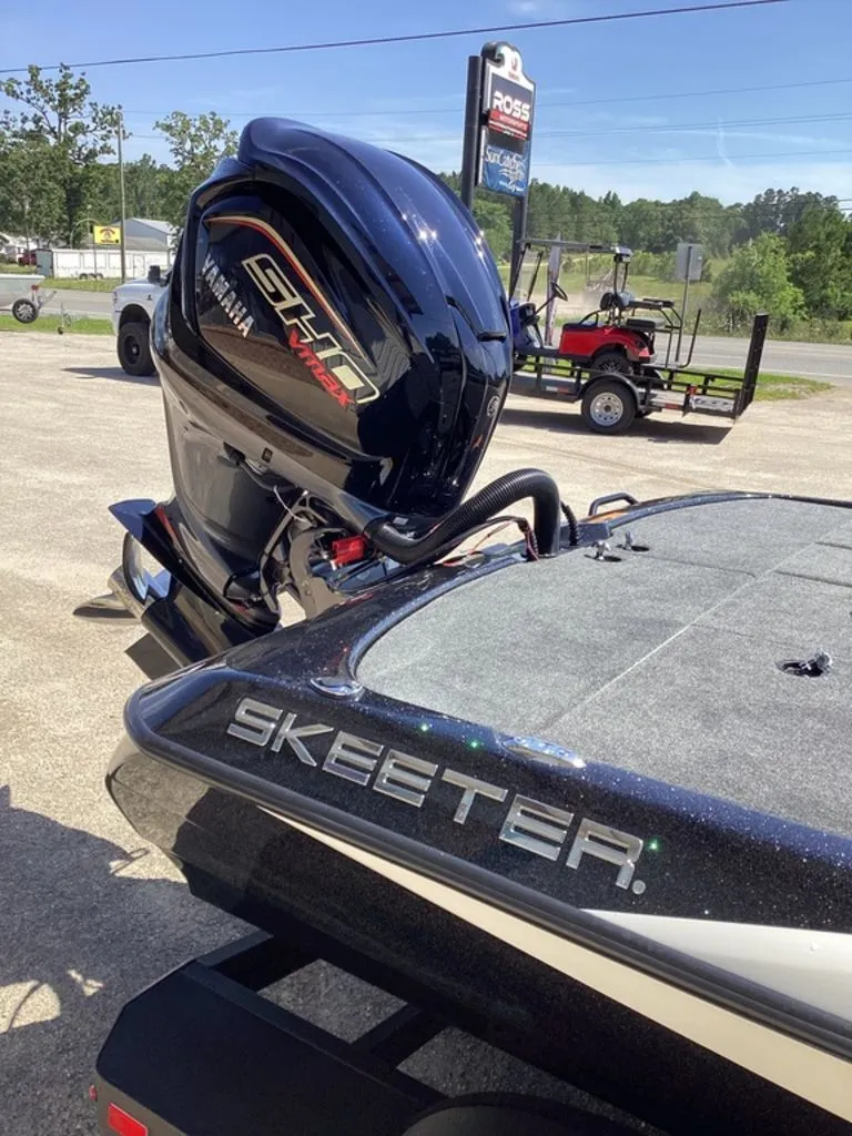 Slide: The Image of Skeeter ZXR21 SE 2026 - 22