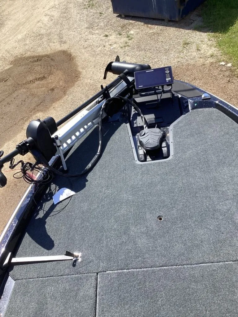 Slide: The Image of Skeeter ZXR21 SE 2026 - 60