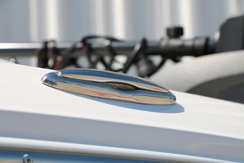 Slide: The Image of Chaparral 21 SSi Ski/Fish 2025 - 20