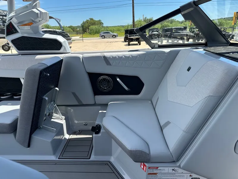 Slide: The Image of Nautique Super Air Nautique GS22 2026 - 28