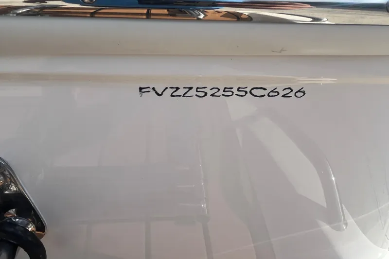 Slide: The Image of 2026 Pioneer 222 Islander boat hull with identification number FVZZ5255C626. - 11