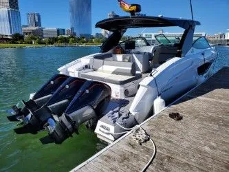 Slide: The Image of Cruisers 38 GLS 2021 - 112