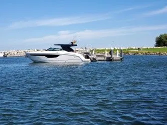 Slide: The Image of Cruisers 38 GLS 2021 - 122