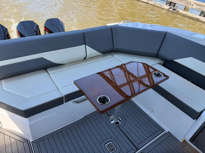 Slide: The Image of Luxurious seating on 2021 Cruisers Yachts 38 GLS. - 23