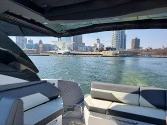 Slide: The Image of Cruisers 38 GLS 2021 - 26