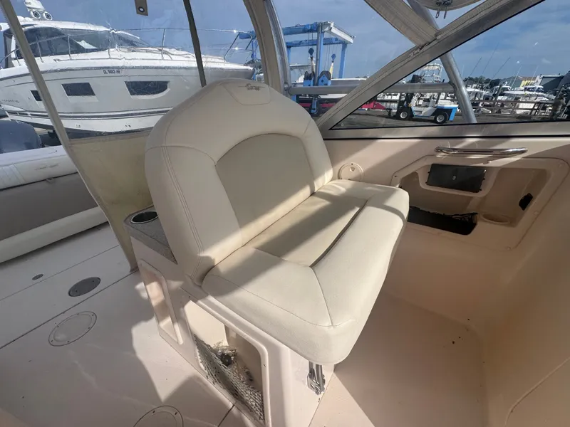 Slide: The Image of 2009 Grady-White Tournament 307 boat with Garmin equipment. - 24