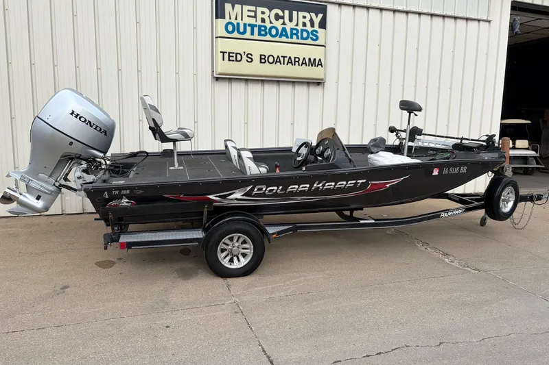 The Image of 2018 Polarcraft TX 195 boat with Honda outboard motor, parked at Ted's Boatarama. - 0