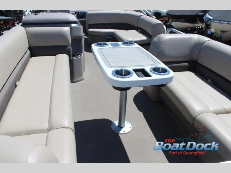 Slide: The Image of Party Barge 18 DLX 2024 - 10