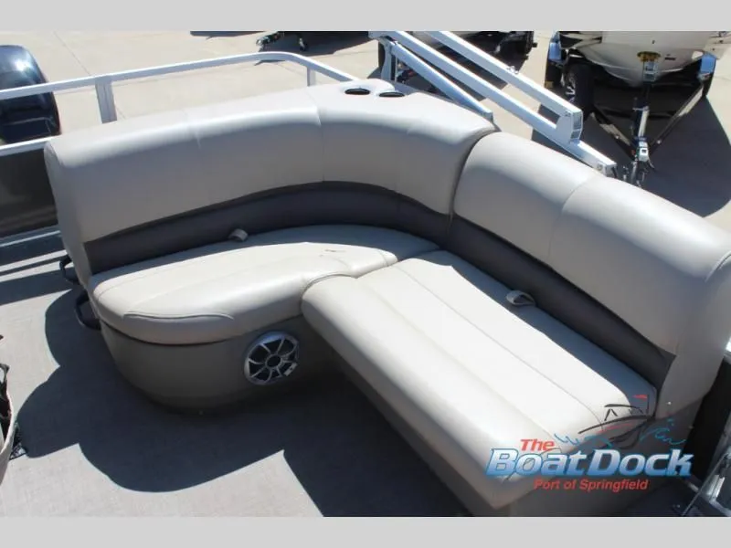 Slide: The Image of Party Barge 18 DLX 2024 - 18