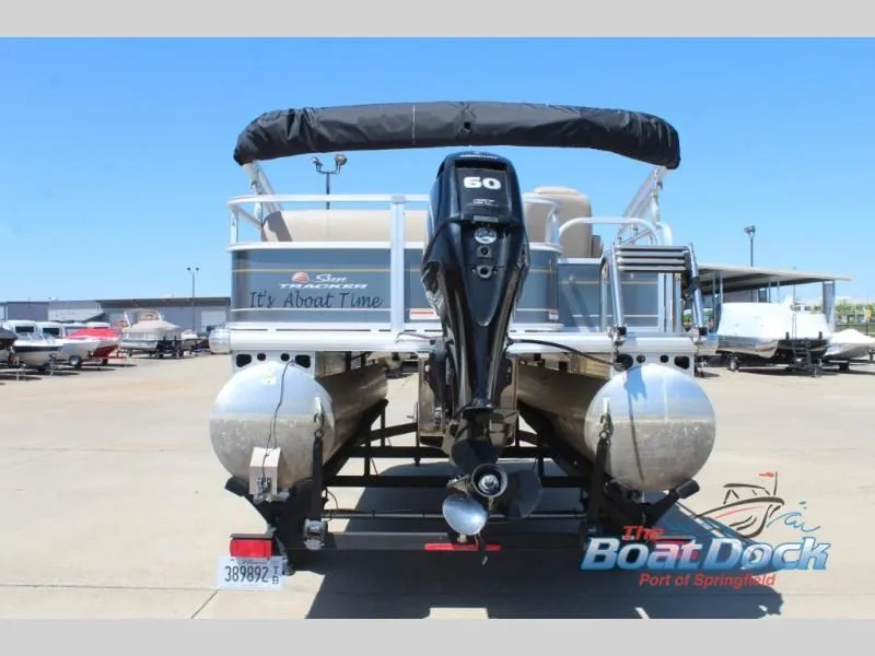Slide: The Image of Party Barge 18 DLX 2024 - 8