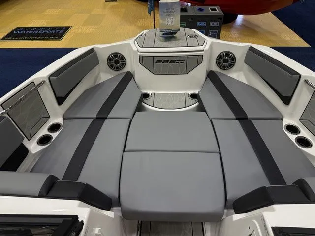 Slide: The Image of Yamaha 222XE 2026 - 16