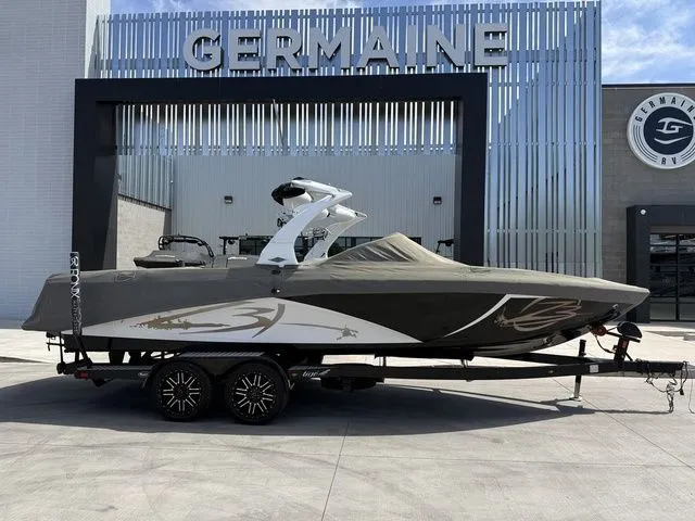 Slide: The Image of Tigé Z3 2013 - 14