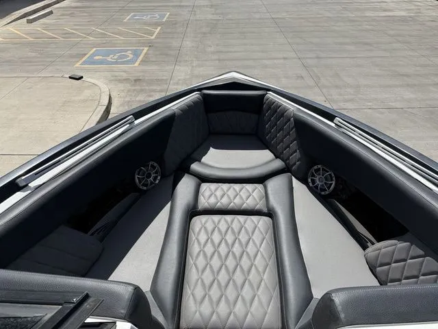 Slide: The Image of Tigé Z3 2013 - 9