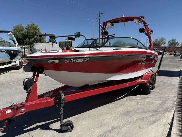 Slide: The Image of Nautique Super Air Nautique 230 2012 - 5