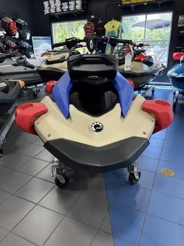 Slide: The Image of Sea-Doo Spark Trixx for 1 2025 - 2
