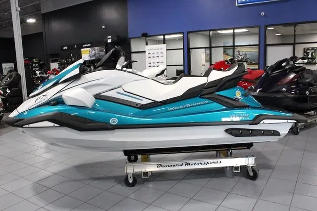 Slide: The Image of Yamaha FX Cruiser HO 2026 - 5