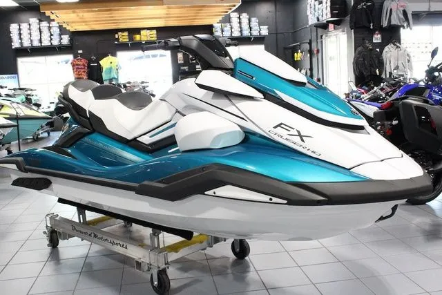 Slide: The Image of Yamaha FX Cruiser HO 2026 - 2