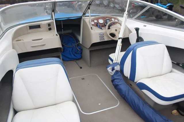 Slide: The Image of Bayliner 215 Bow Rider 2005 - 13