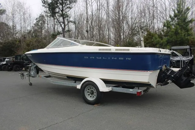 Slide: The Image of Bayliner 215 Bow Rider 2005 - 3