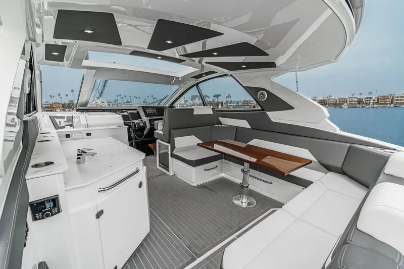 Slide: The Image of Interior of 2022 Cruisers 42 GLS yacht with modern design. - 27