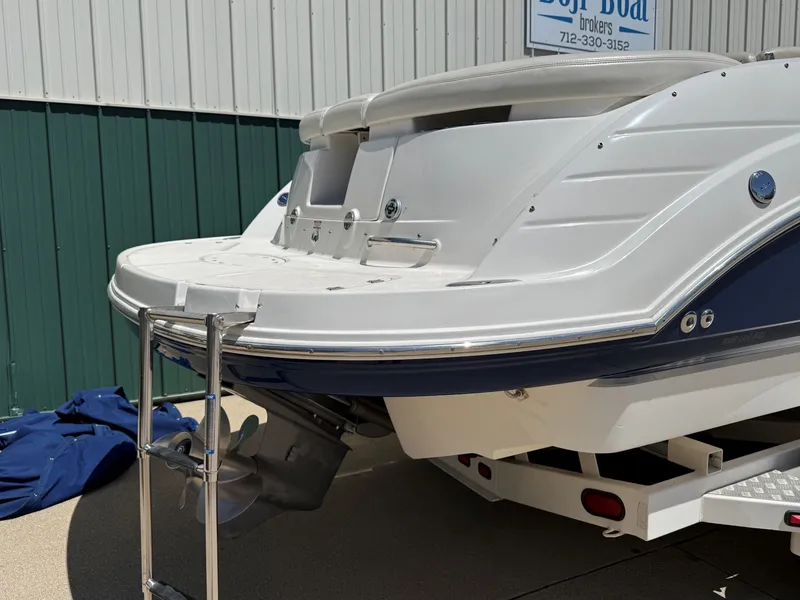Slide: The Image of Rear view of a 2004 Chaparral 256 SSi boat with swim platform. - 5